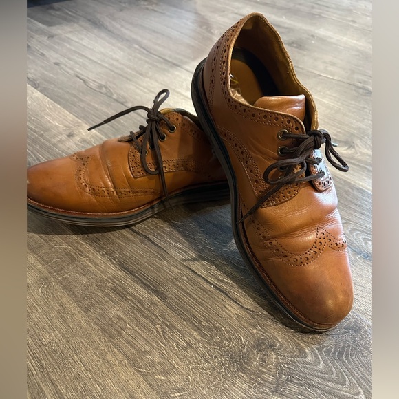 Cole Haan Grand Series, Brown Leather Wingtip Lace up Oxfords. 10M - Picture 1 of 9